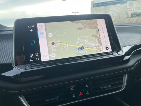 New 2026 Volkswagen Atlas Cross Sport SEL R-Line AWD/4WD image 14