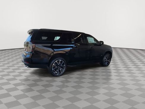 New 2026 Chevrolet Suburban RST image 8