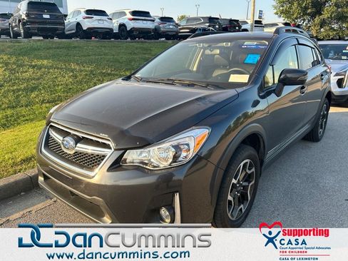 Used 2017 Subaru Crosstrek 2.0i Limited AWD/4WD image 1