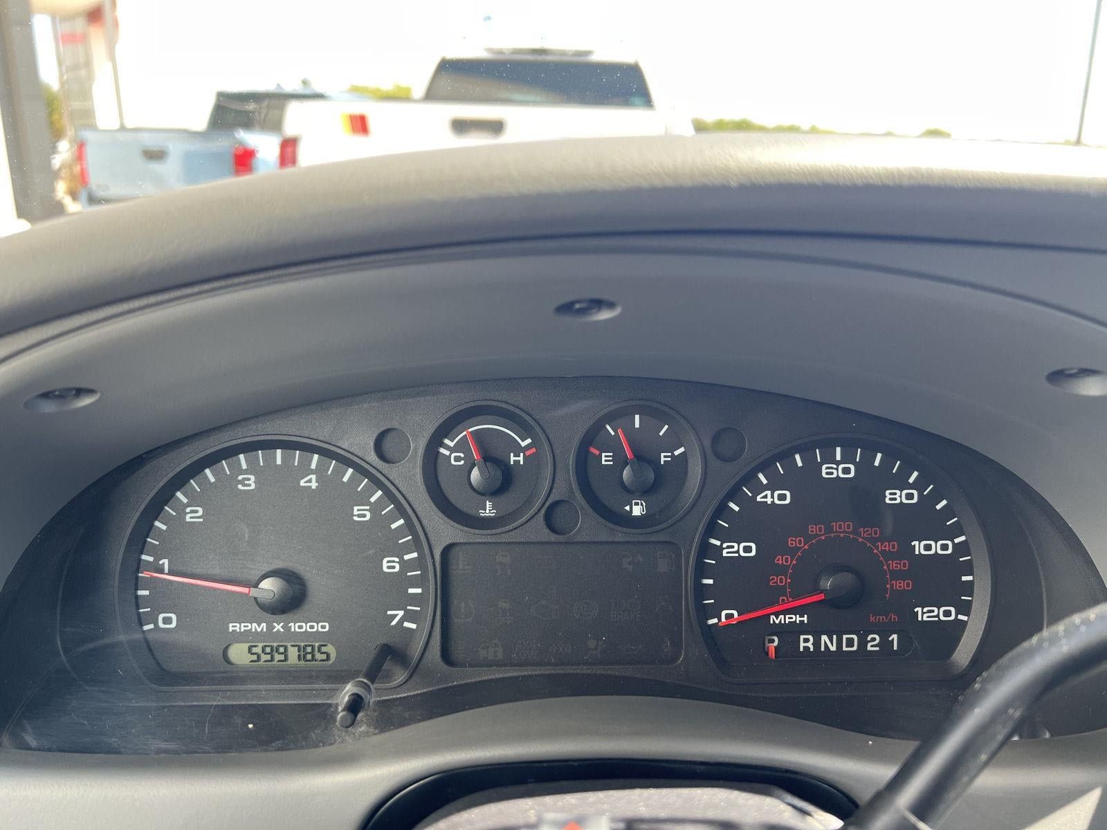 Used 2011 Ford Ranger XLT AWD/4WD image 8