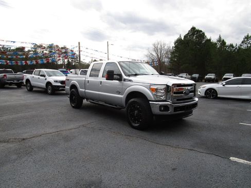 Used 2016 Ford F250 Lariat w/ Lariat Ultimate Package image 6