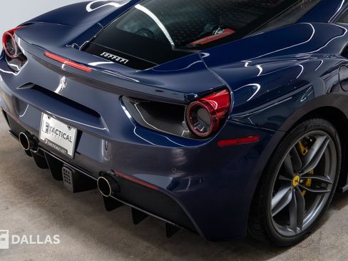 Used 2017 Ferrari 488 GTB RWD image 16