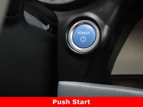 Certified 2021 Toyota Sienna XLE image 18