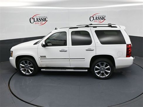 Used 2014 Chevrolet Tahoe LT w/ Texas Edition image 17
