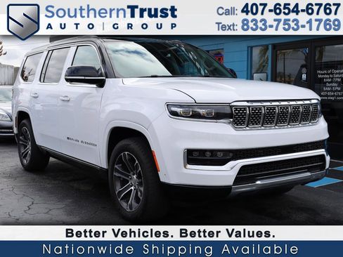 Used 2023 Jeep Grand Wagoneer 4WD image 1