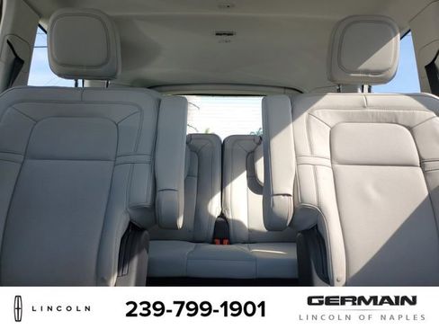 New 2025 Lincoln Aviator Reserve image 29