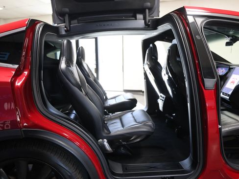 Used 2017 Tesla Model X P100D image 39