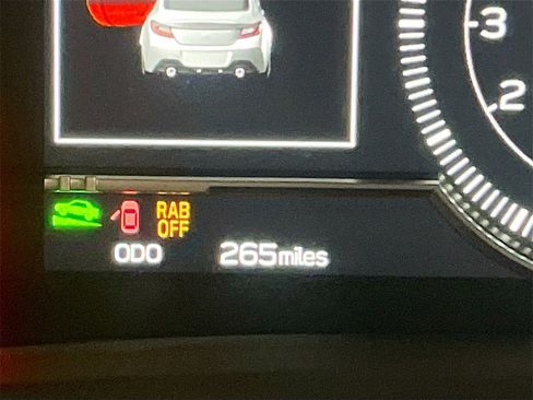 Used 2025 Toyota GR86 Premium image 12