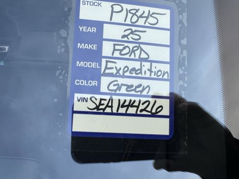 Used 2025 Ford Expedition Tremor image 25