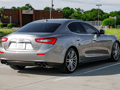 Used 2015 Maserati Ghibli S Q4 AWD/4WD image 10