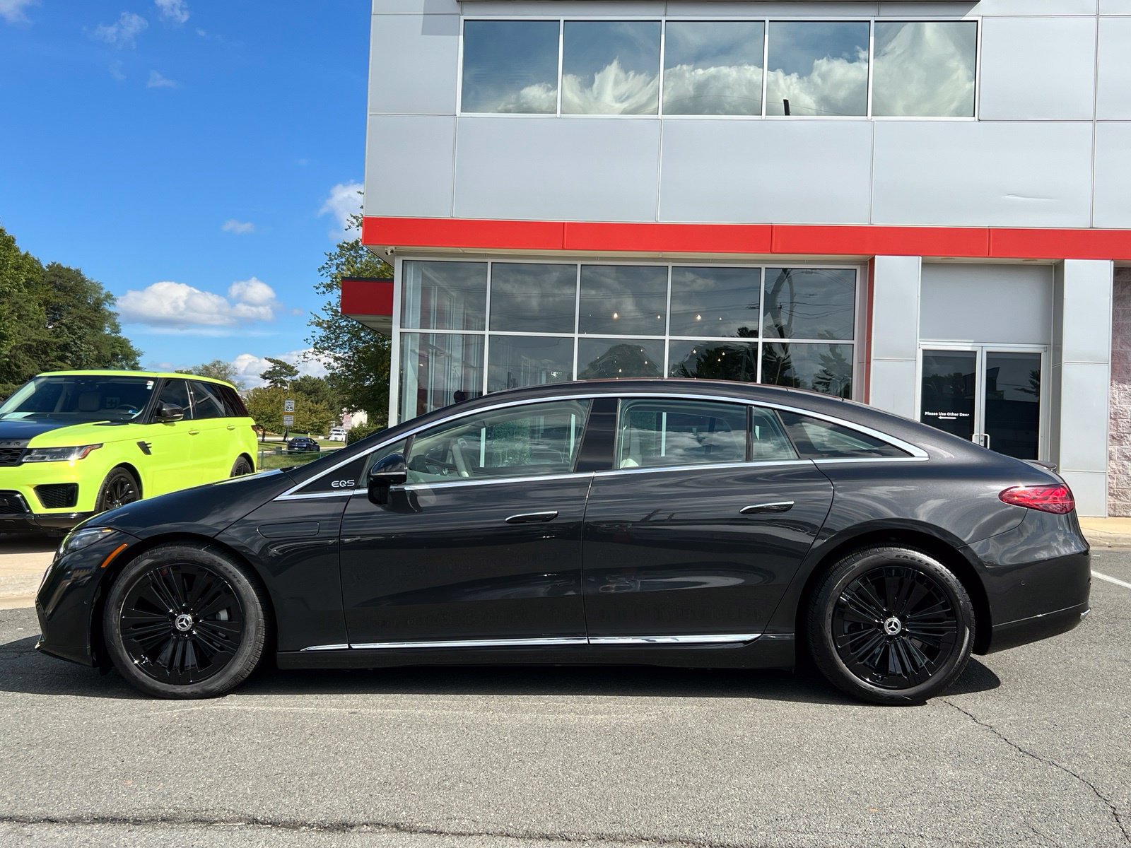 Used 2023 Mercedes-Benz EQS 450+ 4MATIC Sedan image 34