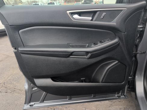 Used 2024 Ford Edge SEL w/ Convenience Package image 18