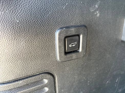 Used 2017 Ford Expedition Max Limited AWD/4WD image 12