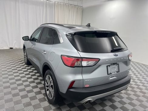 Used 2022 Ford Escape SEL image 6