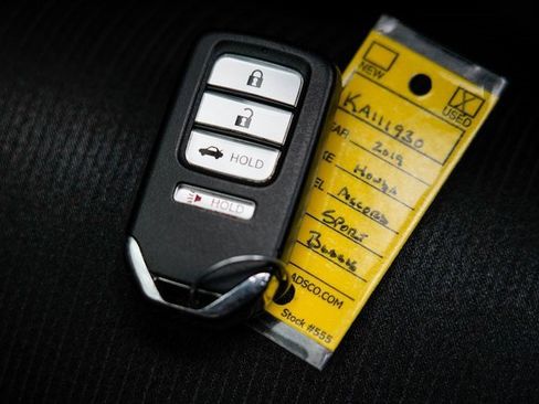 Used 2019 Honda Accord Sport image 33