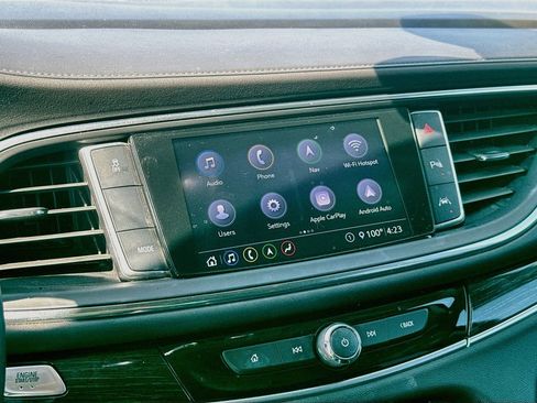 Used 2020 Buick Enclave Avenir w/ Avenir Technology Package FWD image 15