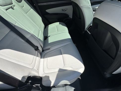 Used 2024 Hyundai Tucson Limited image 18