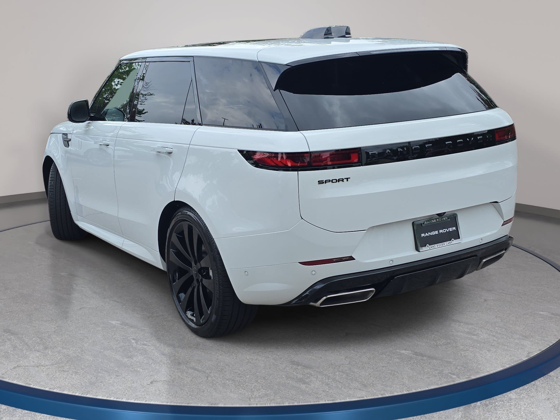 New 2026 Land Rover Range Rover Sport Dynamic SE AWD/4WD image 7