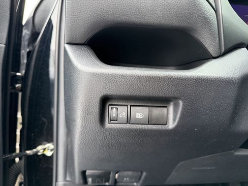 Used 2023 Toyota RAV4 LE image 15