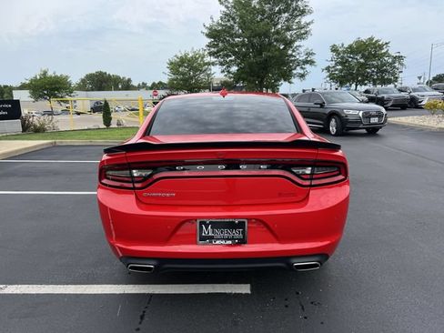 Used 2023 Dodge Charger SXT RWD image 4
