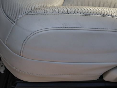 Certified 2023 Land Rover Range Rover SE AWD/4WD image 30