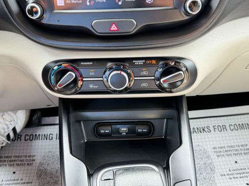 Used 2022 Kia Soul LX w/ Technology Package FWD image 51
