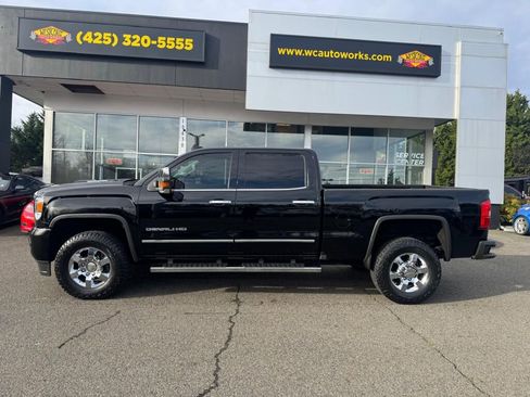 Used 2016 GMC Sierra 3500 Denali image 3