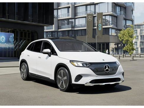 New 2026 Mercedes-Benz EQE 320 4MATIC SUV image 10