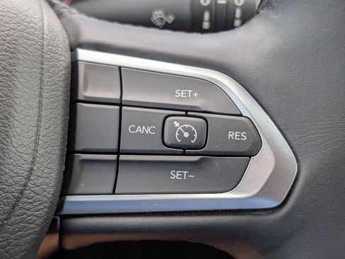 Used 2022 Jeep Compass Latitude AWD/4WD image 23
