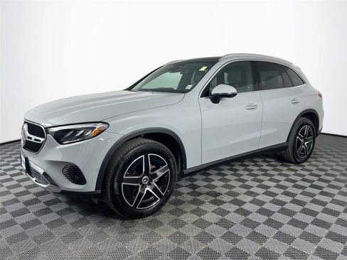 Certified 2026 Mercedes-Benz GLC 300 4MATIC image 2