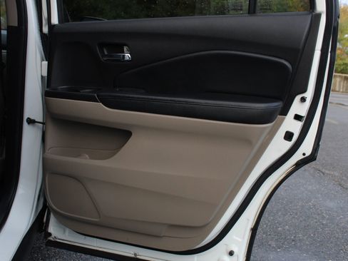 Used 2018 Honda Pilot EX-L image 17