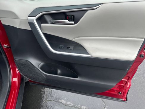 Used 2023 Toyota RAV4 XLE w/ XLE Grade Weather Package image 21