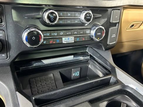 Used 2024 Ford F250 Lariat AWD/4WD image 32