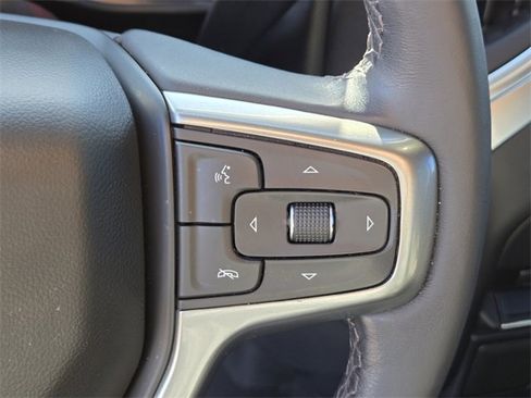 Used 2021 Chevrolet Silverado 1500 LT image 21