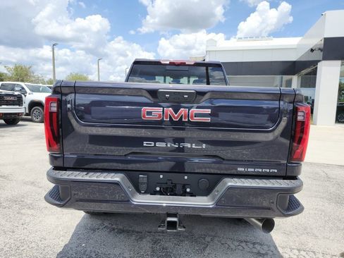 New 2026 GMC Sierra 2500 Denali w/ Denali Reserve Package AWD/4WD image 5