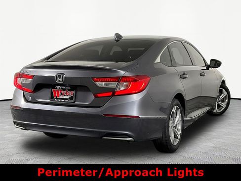 Used 2018 Honda Accord EX image 6