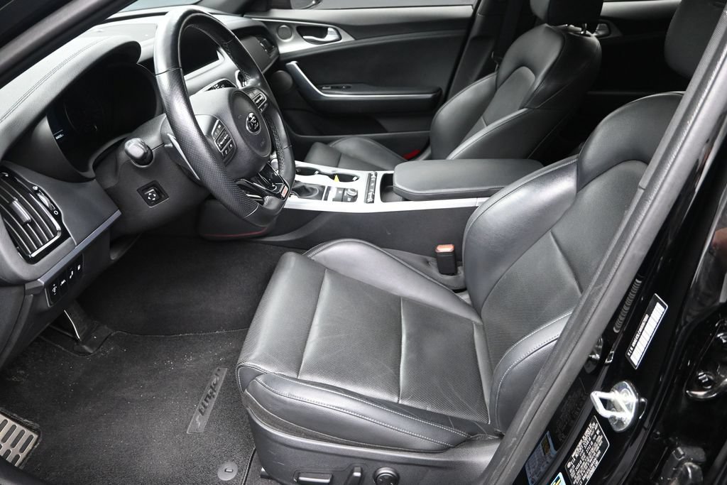 Used 2019 Kia Stinger GT1 AWD/4WD image 14