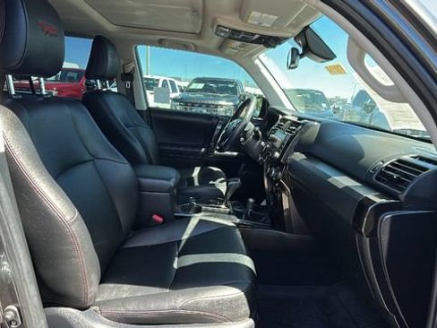 Used 2021 Toyota 4Runner TRD Off-Road Premium w/ Moonroof Package AWD/4WD image 11