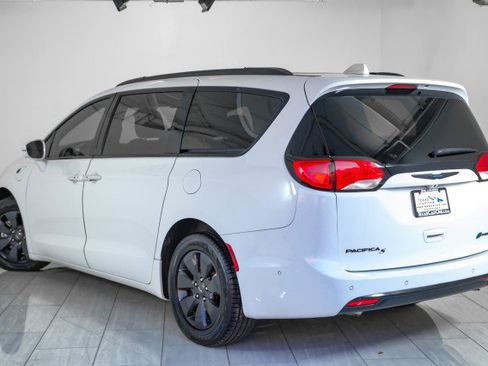 Used 2019 Chrysler Pacifica Limited w/ Advanced Safetytec Group image 8