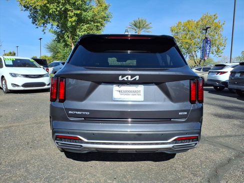 Used 2023 Kia Sorento EX image 6