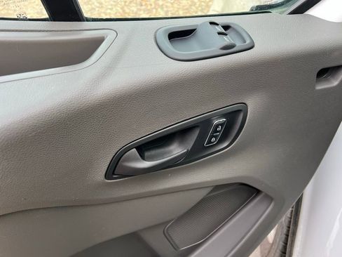 Used 2023 Ford Transit 250 Low Roof AWD w/ Exterior Upgrade Package image 16