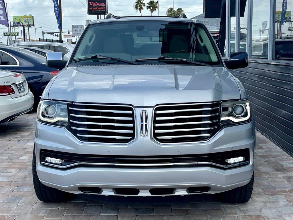 Used 2015 Lincoln Navigator 2WD image 25
