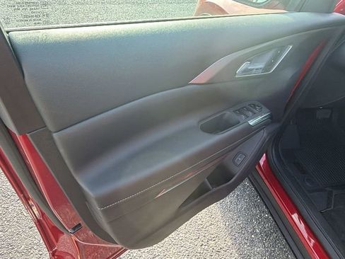 New 2026 Chevrolet Traverse LT image 11