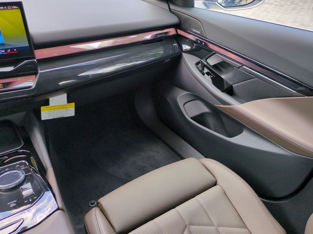 New 2027 BMW 530i xDrive w/ Premium Package AWD/4WD image 17