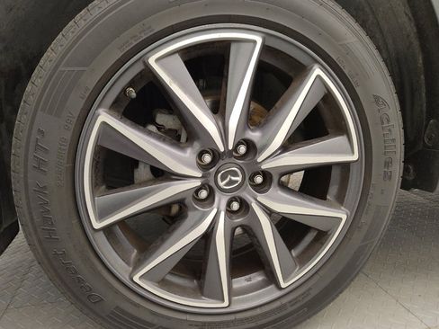 Used 2018 MAZDA CX-5 Touring w/ Preferred Equipment Package FWD image 31