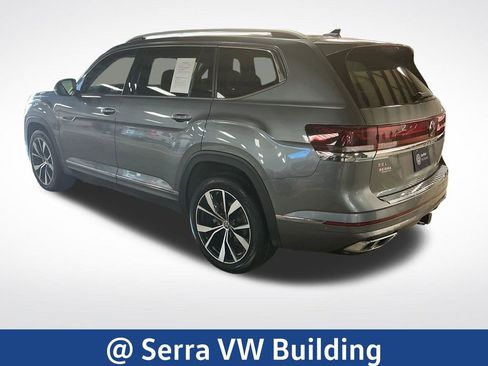 Used 2024 Volkswagen Atlas SEL Premium R-Line AWD/4WD image 3