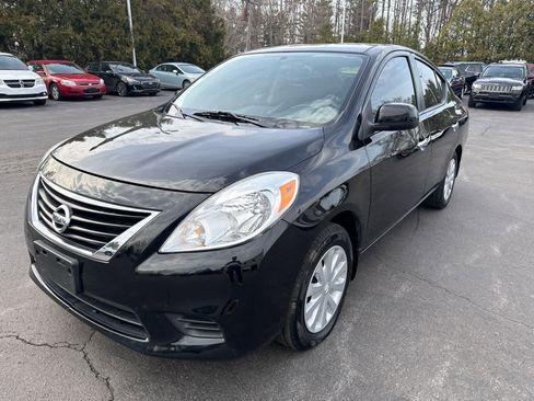 Used 2012 Nissan Versa SV w/ Convenience Pkg image 7