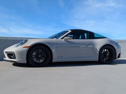 Certified 2022 Porsche 911 Targa 4 GTS image 2