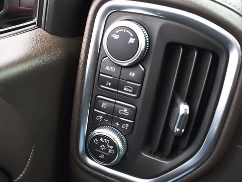 Used 2019 GMC Sierra 1500 SLT w/ SLT Premium Plus Package image 24