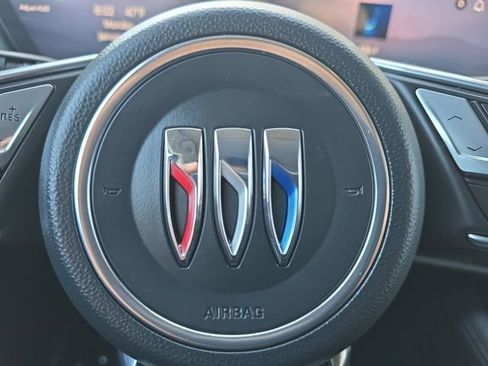 Used 2025 Buick Envision Preferred image 5